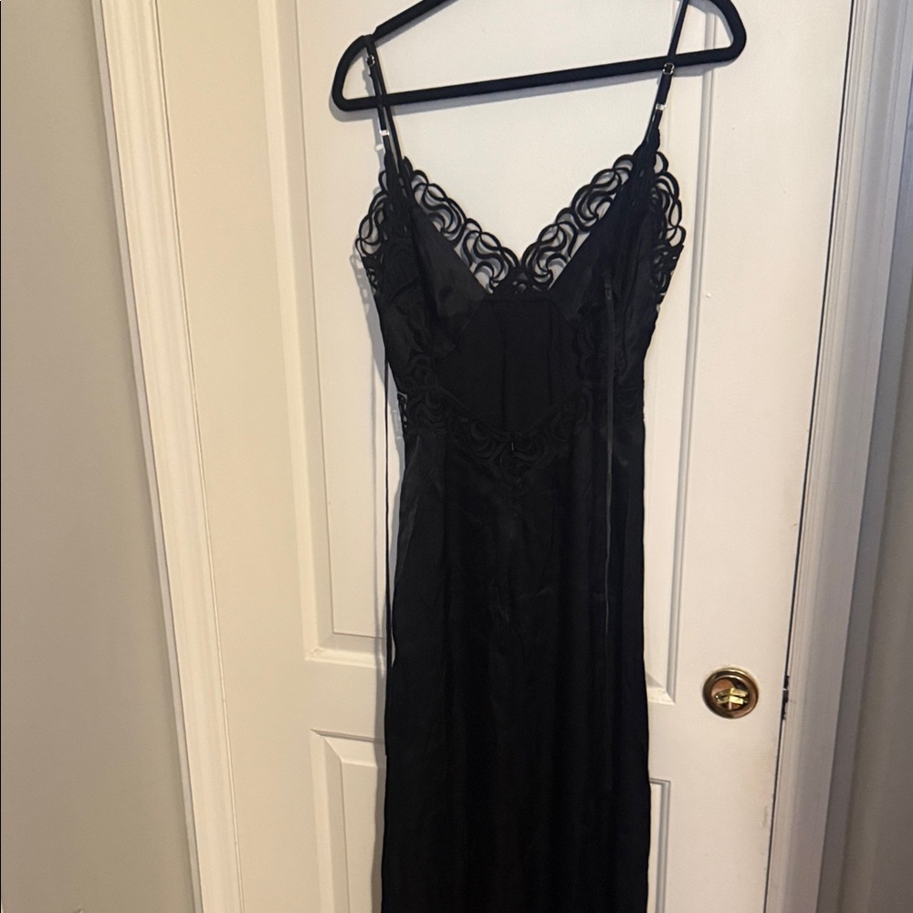 Sandro Noir Elegant Dress - Picture 4 of 5